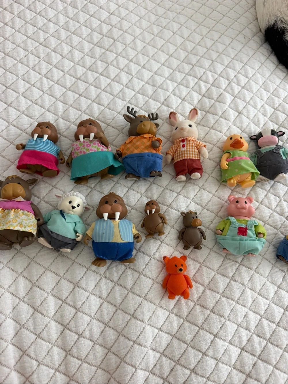 Li’l Woodzeez Animal Figures Lot.